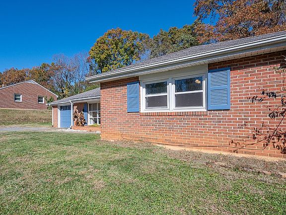 3rd image of 516 Homewood Dr