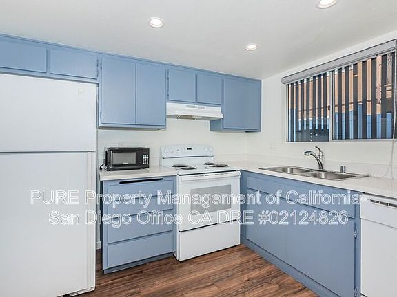 5th image of 2735 Hornblend St Unit 1