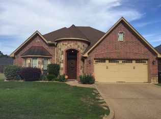 710 Cove Pl, Longview, TX 75604