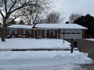 2403 Armstrong Dr, Sidney, OH 45365
