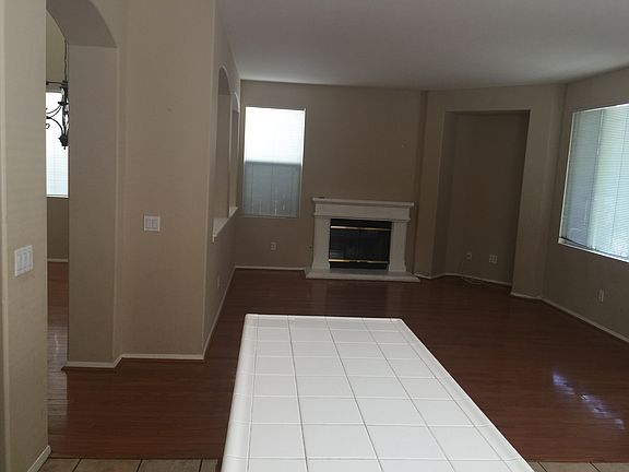 4th image of 20320 Colina Dr