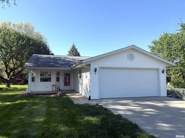 110 E Green Ave, Deer Creek, IL 61733