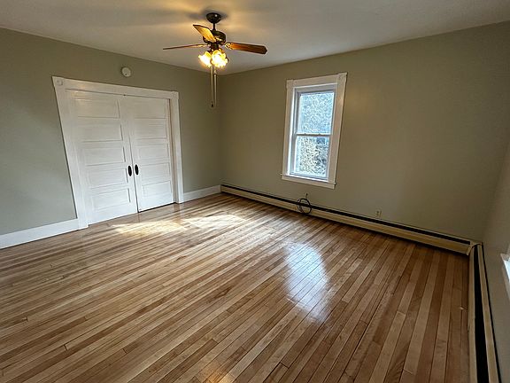4th image of 31 Cogswell St #2