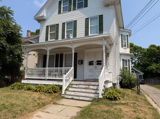 17 Harrison St #B, Taunton, MA 02780