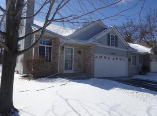 13048 Garrett Ln, Apple Valley, MN 55124