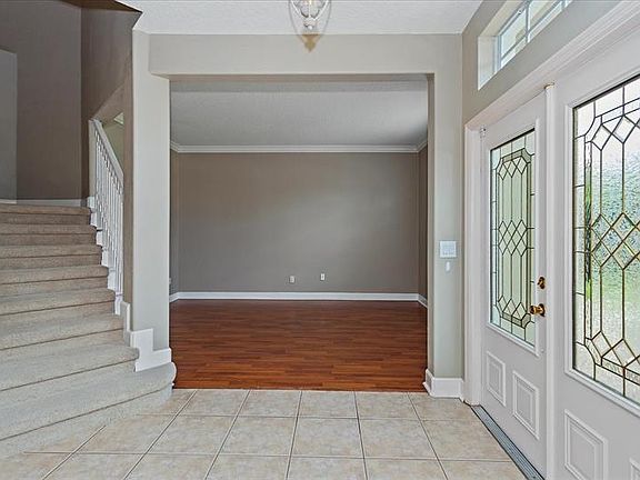 4th image of 2120 Turkey Oak Ct