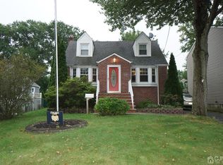 54 Gaywood Ave, Colonia, NJ 07067