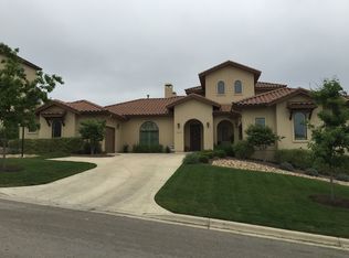 1014 Crestone Stream Dr, Lakeway, TX 78738