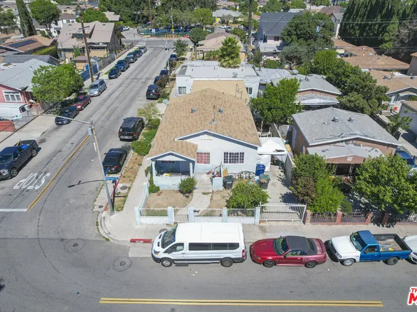 2201 Mortimer St, Huntington Park, CA 90255