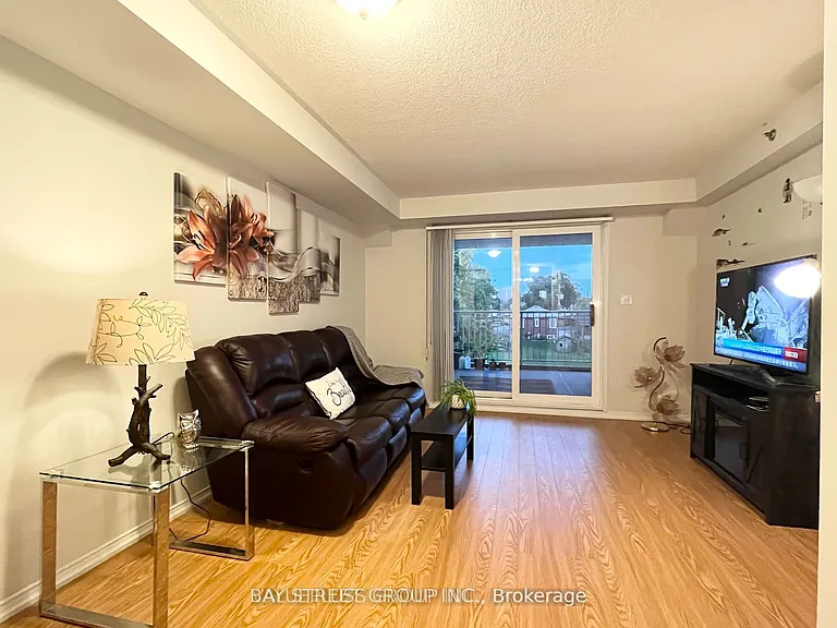593 Kennedy Rd #4 — Photo 5