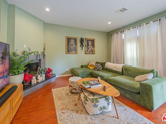 5th image of 20737 Roscoe Blvd Unit 704