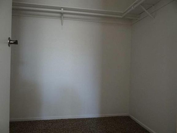 5th image of 6825 Greydawn Dr