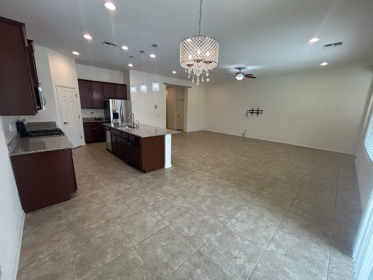 3841 E Powell Pl — Photo 21