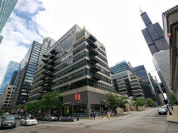 4th image of 130 S Canal St APT 803