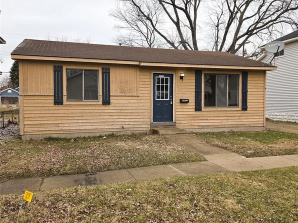 1211 Myrtle St, Port Huron, MI 48060