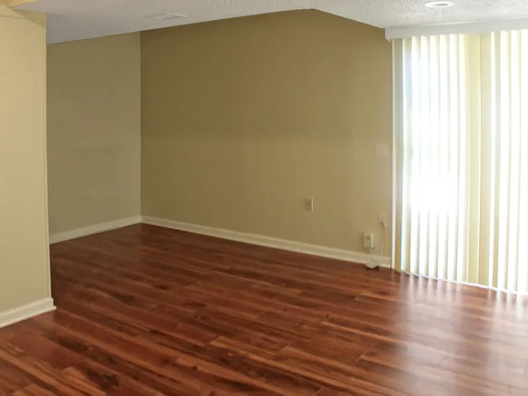 3032 Churchill Ct — Photo 17