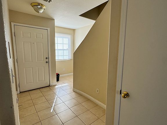 5th image of 2632 Sierra Seco Ave Unit 103