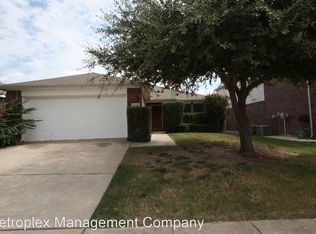 6716 Friendsway Dr, Fort Worth, TX 76137