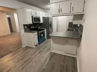 12204 SW 14th St, Yukon, OK 73099