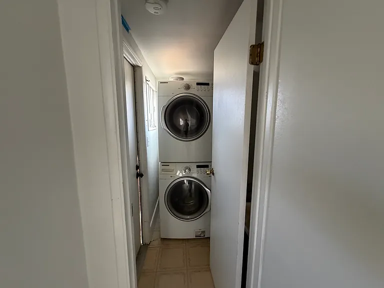 222 Elder Ave — Photo 36