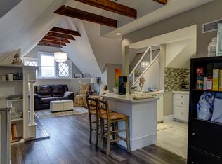 41 Charlton Ave W #3, Hamilton, ON L8P2C2