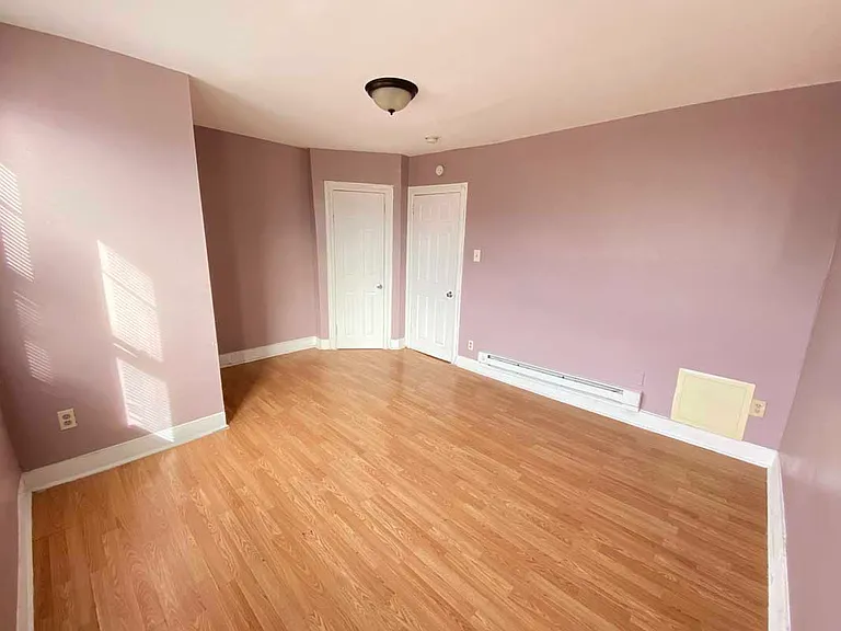 1833 W Rockland St #2 — Photo 6