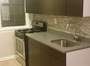 944 Kent Ave APT 2L, Brooklyn, NY 11205