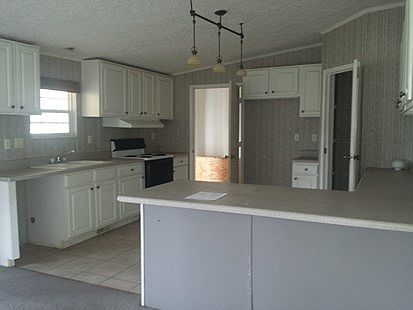 4th image of 105 Griswold Dr