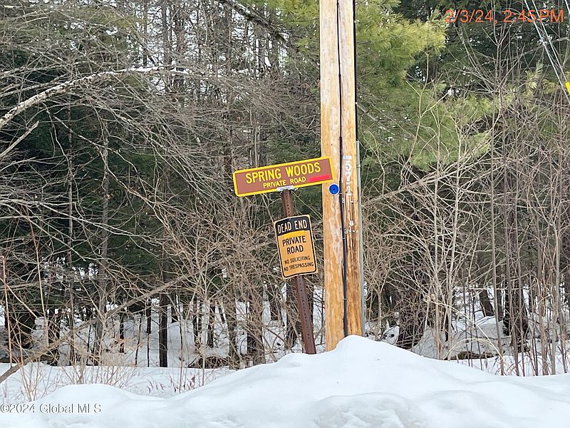 5th image of 4 Spring Woods Road