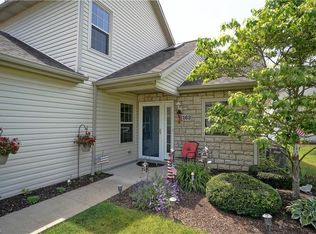 163 Mulberry Ln, Munroe Falls, OH 44262