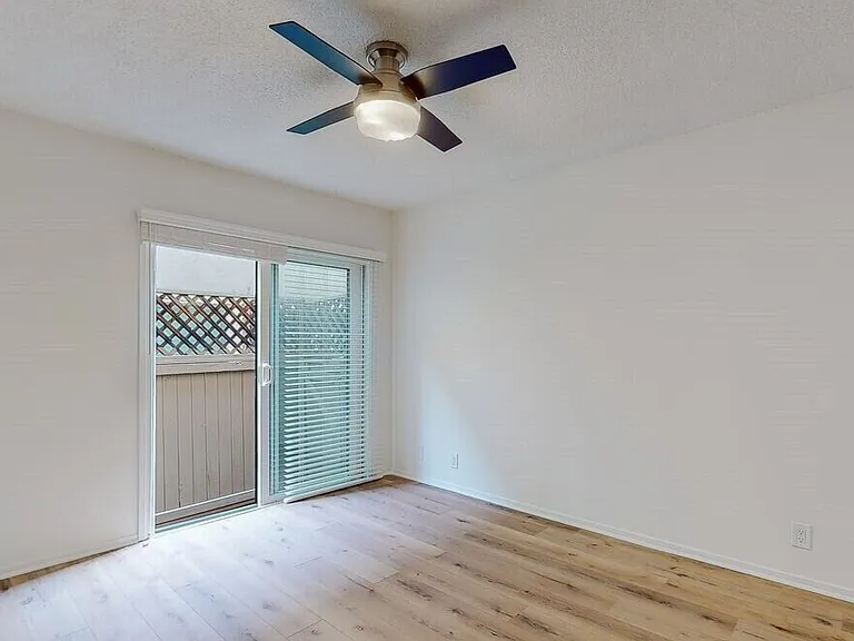 1827 Manning Ave #3 — Photo 24