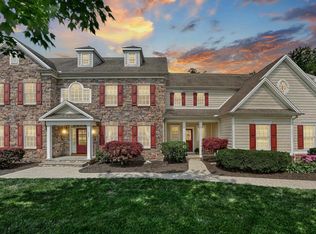 401 Park Cir, Mechanicsburg, PA 17055