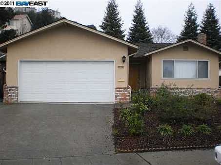 2nd image of 19827 Zeno St