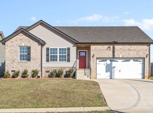 120 Ambridge St, Oak Grove, KY 42262