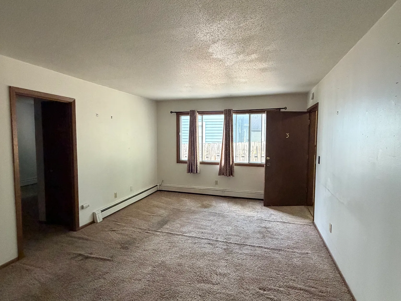 1 bed, 650 sqft, $900 — Photo 4