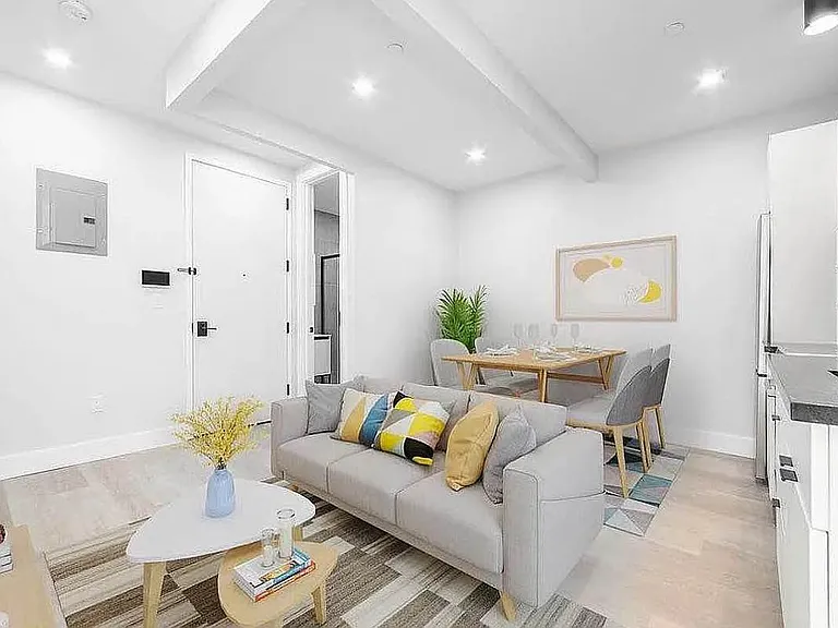 727 Dekalb Ave #3A — Photo 1