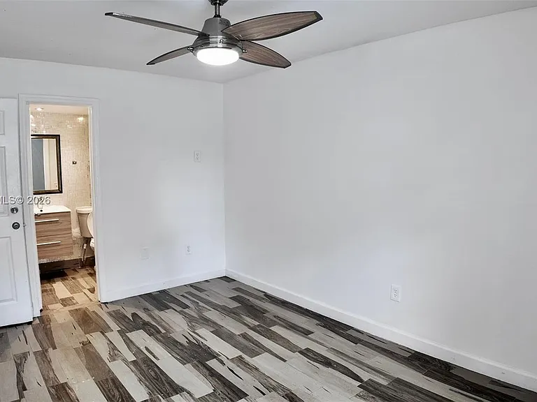 2138 SW 6th St #101 — Photo 19