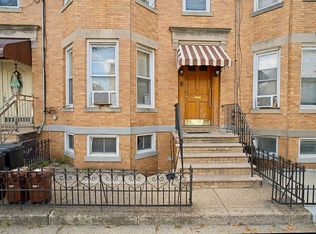 7516 64th Pl, Ridgewood, NY 11385