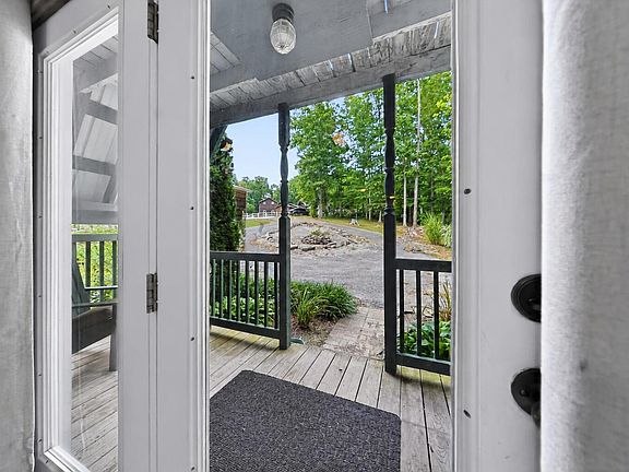 2nd image of 99 Phyllis Ln