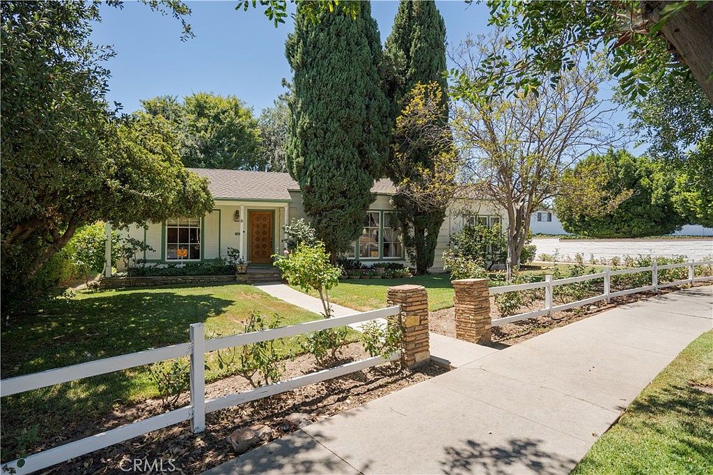 3734 Locksley Dr, Pasadena, CA 91107 | Zillow