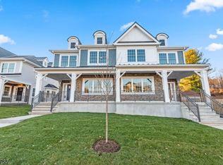 39 Park Ave #A, Summit, NJ 07901