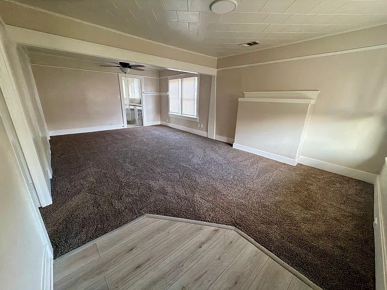 204 Belle Ave — Photo 2