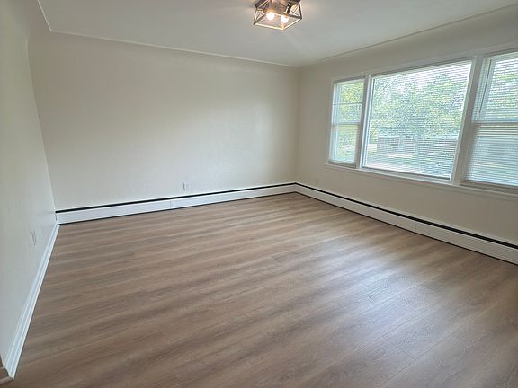 2nd image of 3422 Raymond Dr #3