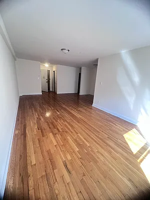 Rented by Voro New York | media 28