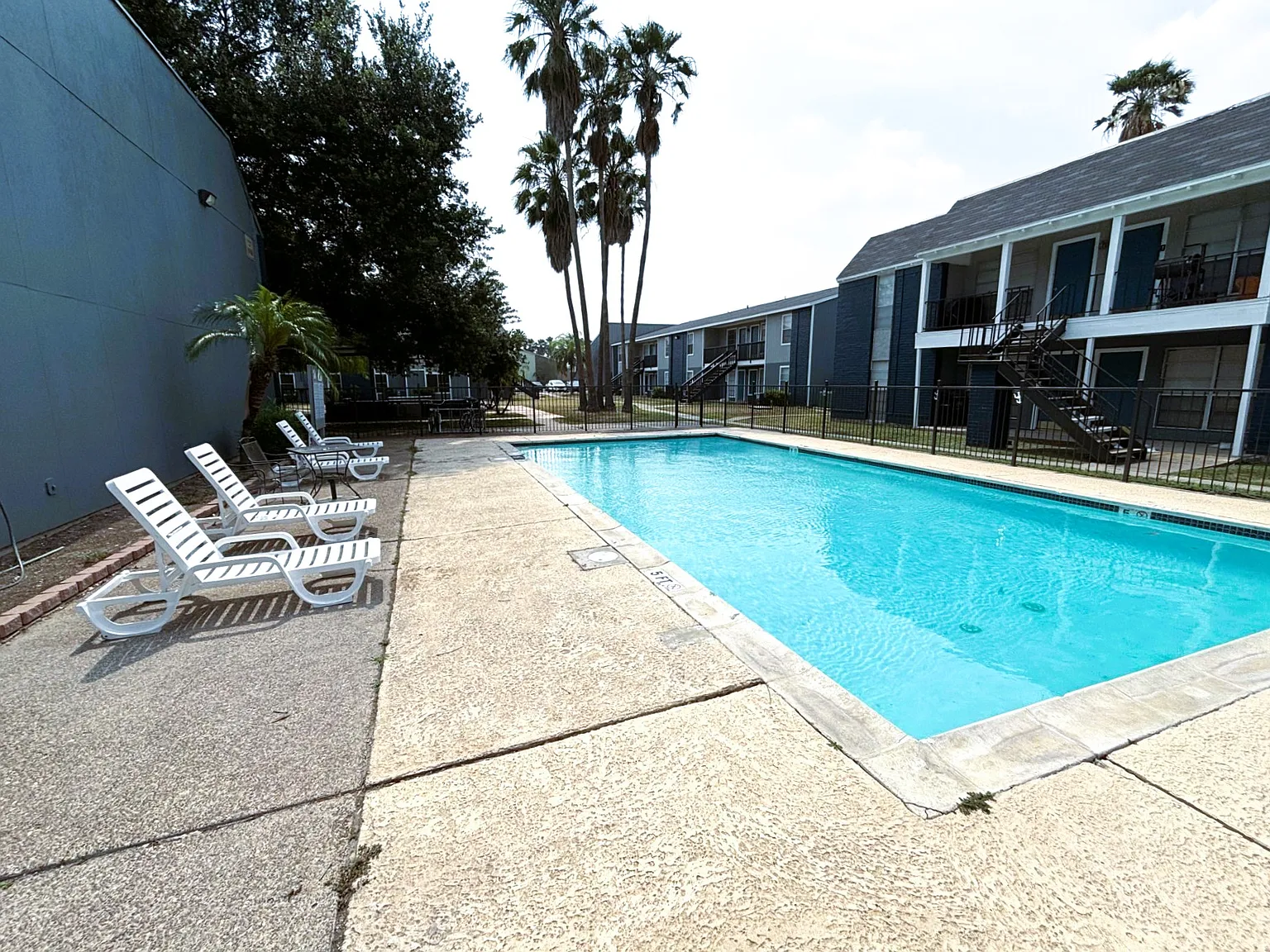 Edinburg Place Apartments - 0604 — Photo 4