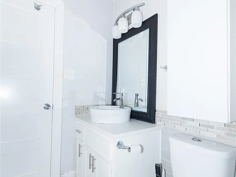 1715 Taylor Gaines St #A — Photo 21
