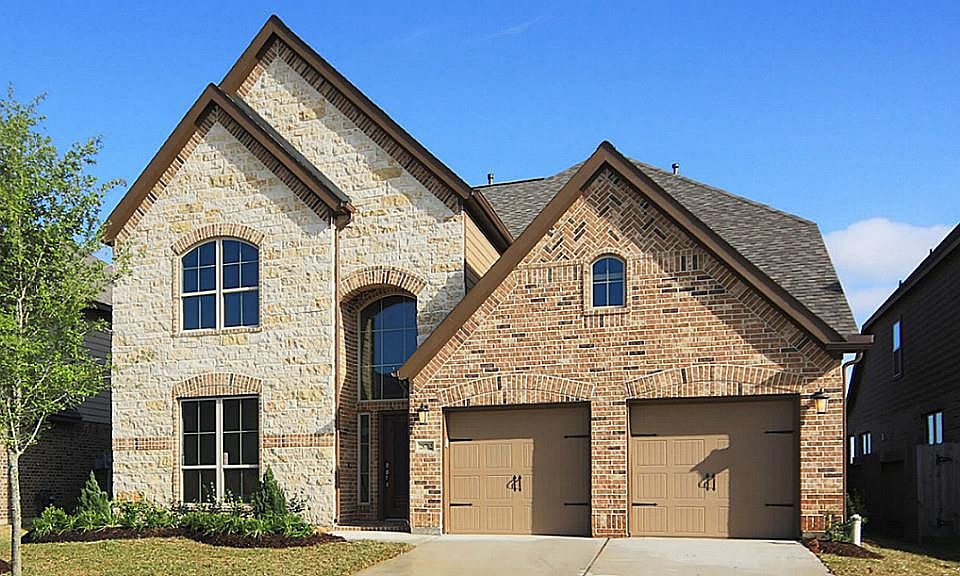 1st image of 28702 Brownwood Lake Dr