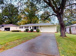 13686 Harper Rd, Strongsville, OH 44136