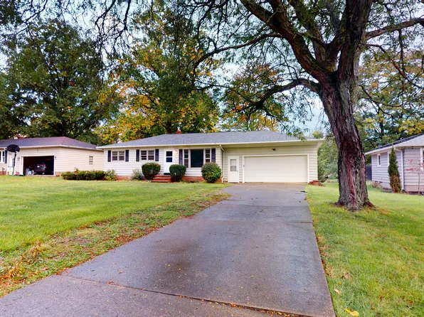 13686 Harper Rd, Strongsville, OH 44136
