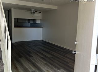 43711 Challenger Way #3, Lancaster, CA 93535